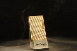 S.T. Dupont Feuerzeug mit beliebtem Diamantschliff Garantie