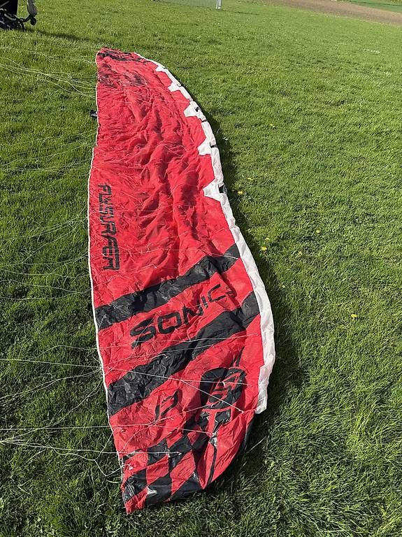 Flysurfer Kite: Flysurfer Sonic 2 - 13m – D'occasion à Zollikerberg par jan_n76p 2