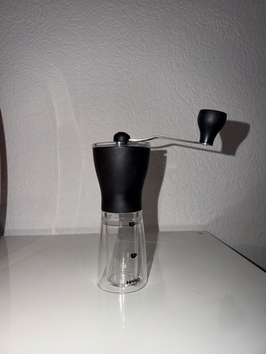 Hario Machines à café & Machines à expresso: Moulin à café manuel Hario – D'occasion à Bouveret par Mcklee