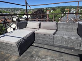 Gratis Lounge abzugeben