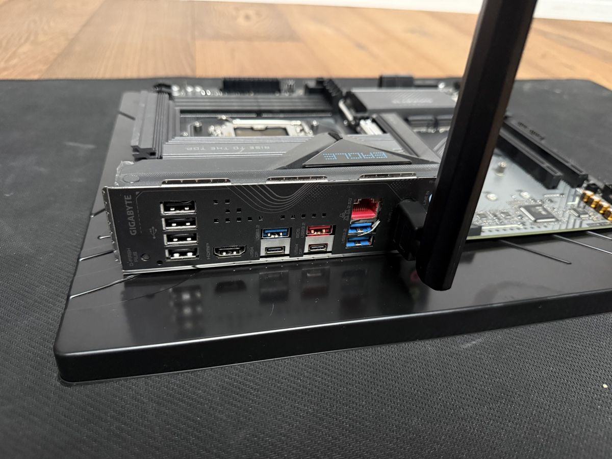 Gigabyte Schede madri: Gigabyte X870 EAGLE WIFI7 Mainboard / Motherboard – Usato da Basel venduto da Maxi-06 5