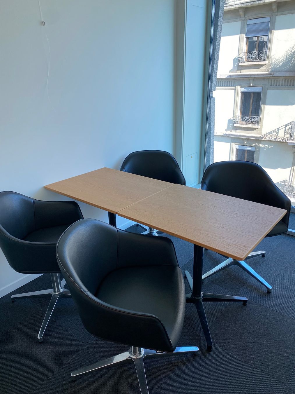 Tischset: VITRA - Tables et Chaises de bureau – Gebraucht aus Plan-les-Ouates von tha_k22r