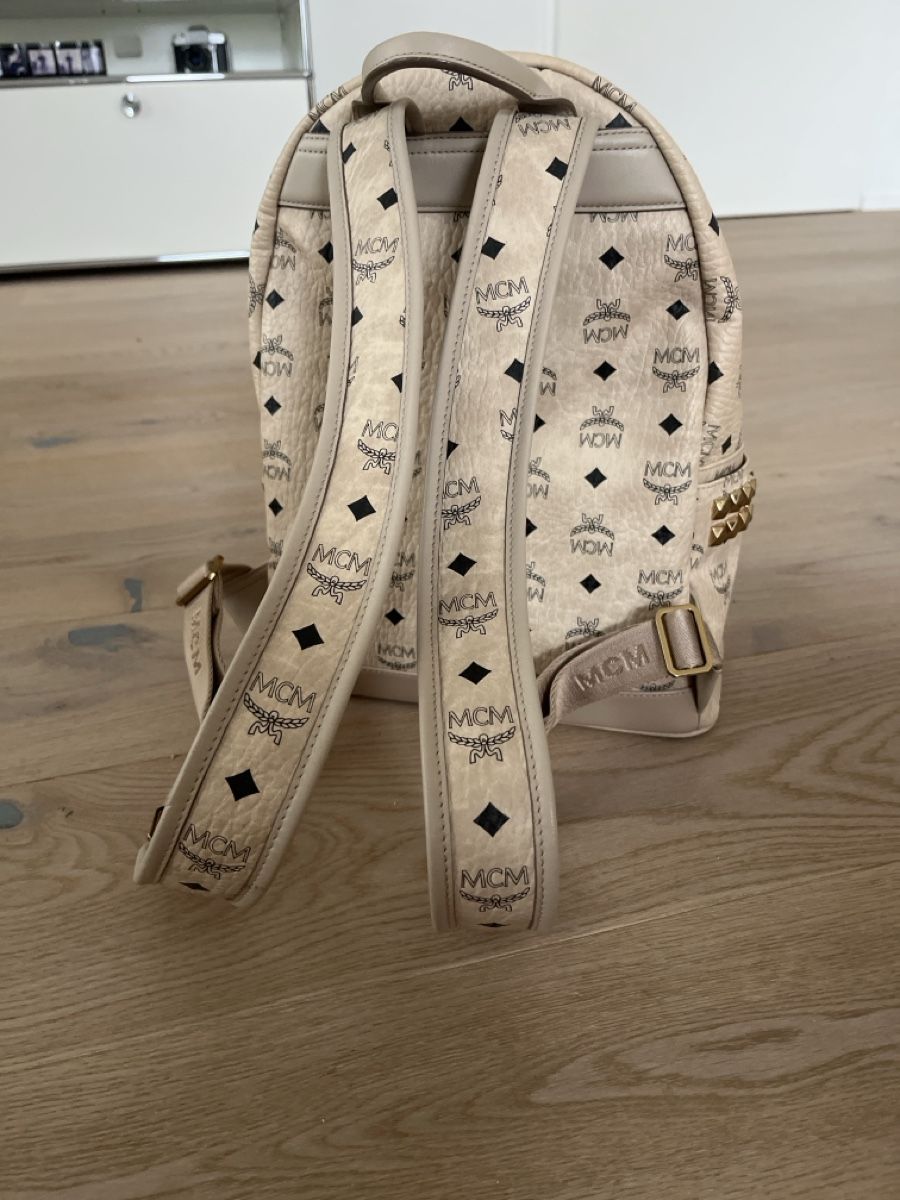 Mcm Zaini: MCM Orginal Rucksack / Nieten Gr.M – Usato da Nänikon venduto da Delonghi 2
