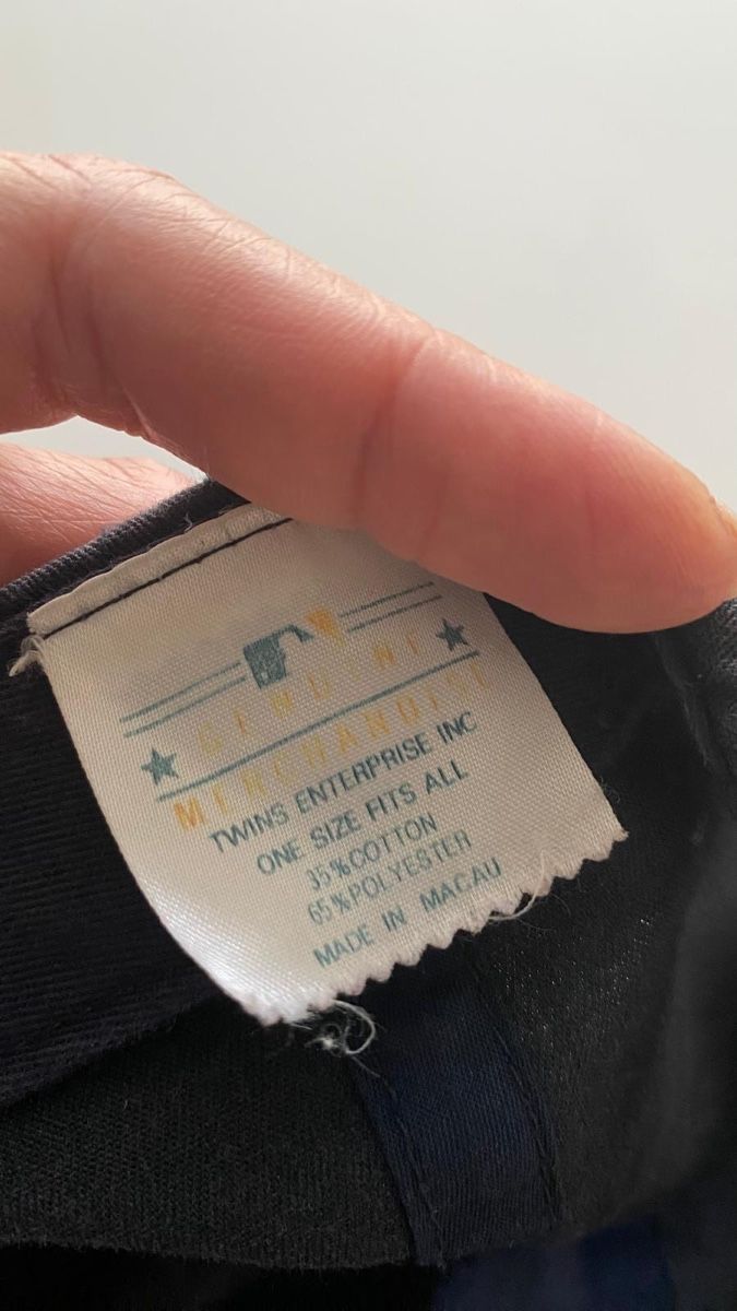 Sonstige Kleidung & Accessoires: Baseball Cap One Size Fits All – Gebraucht aus Davos Platz von Infinity795 2