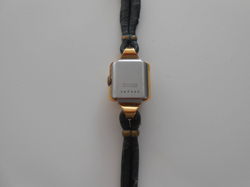 Montre Ancienne Dame USINAP France - 15 Rubis - Mouvement Mécanique - Années 70 - Cadran Argenté