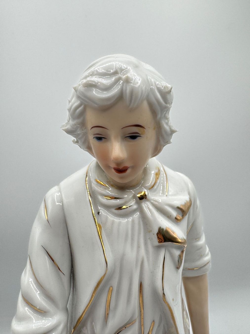Statuette: Porzellan Figur – Usato da Sachseln venduto da BONATI01 1