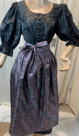 Exklusives Original Isola Dirndl Kleid Gr. 44 Neu