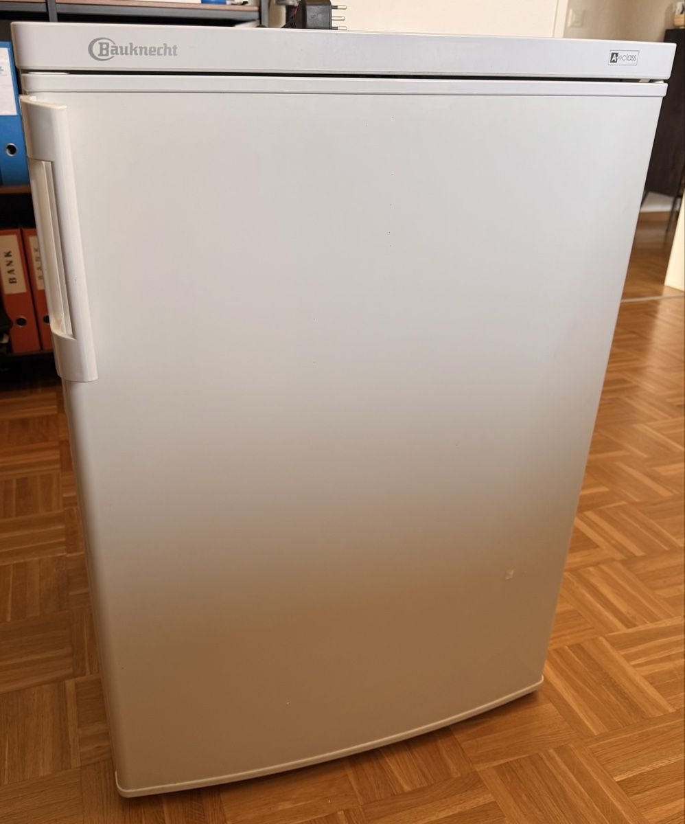 Congelatori: Bauknecht Gefrierschrank weiss – Usato da Oberrieden venduto da Morchelsuppe12 1