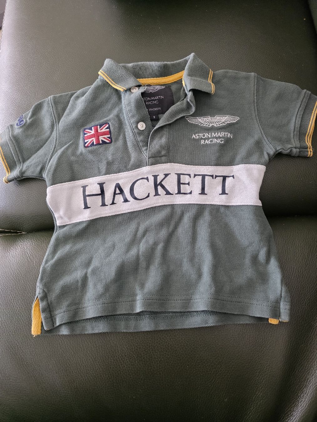 Hackett Camicie, T-shirt & Polo: Hackett Aston Martin Polo Grösse 86/92 – Usato da Zürich venduto da Allek