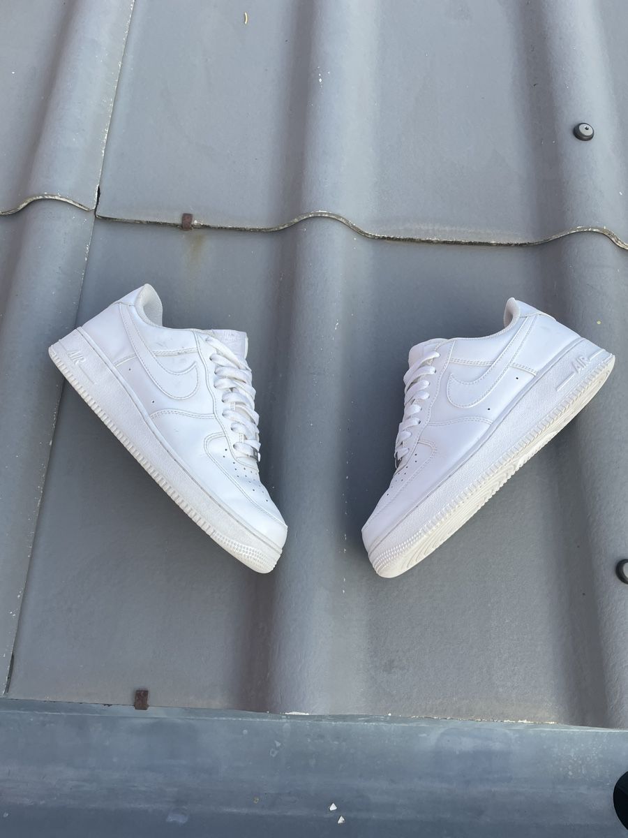 Nike Scarpe da uomo: Nike air force 1 – Usato da Dompierre FR venduto da matmath 1