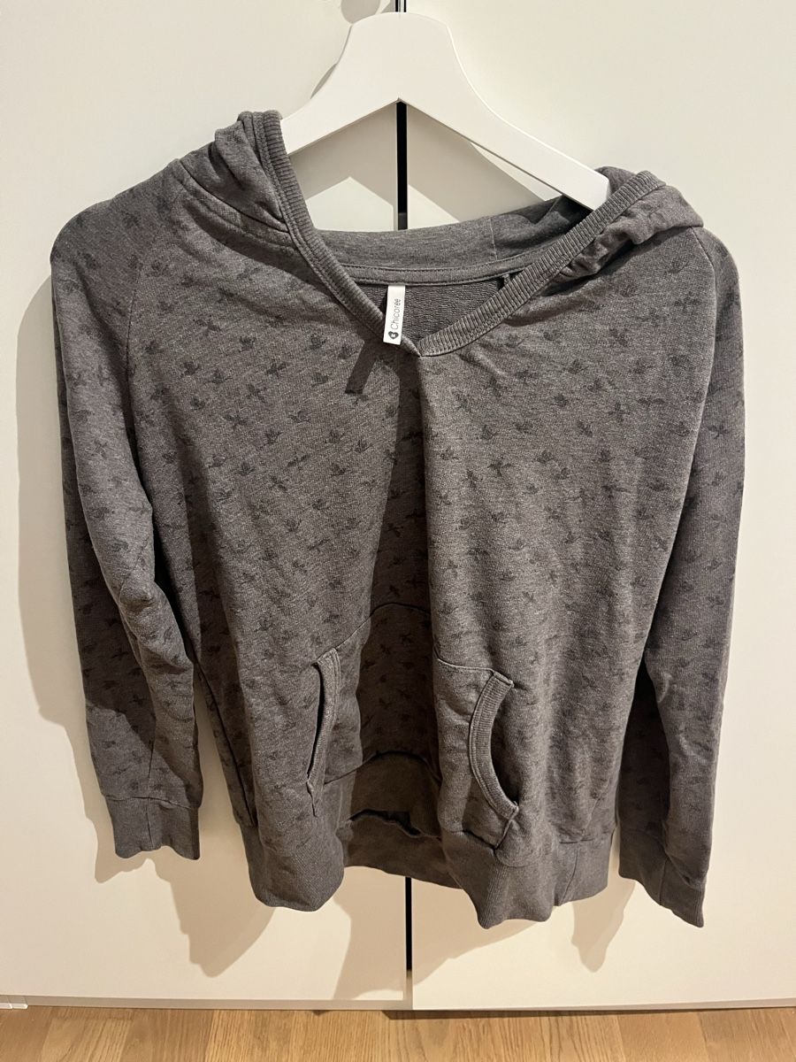 Pullover & Sweatshirts: Pullover – Neu (gemäss Beschreibung) aus Wangen b. Olten von oli_f9b8