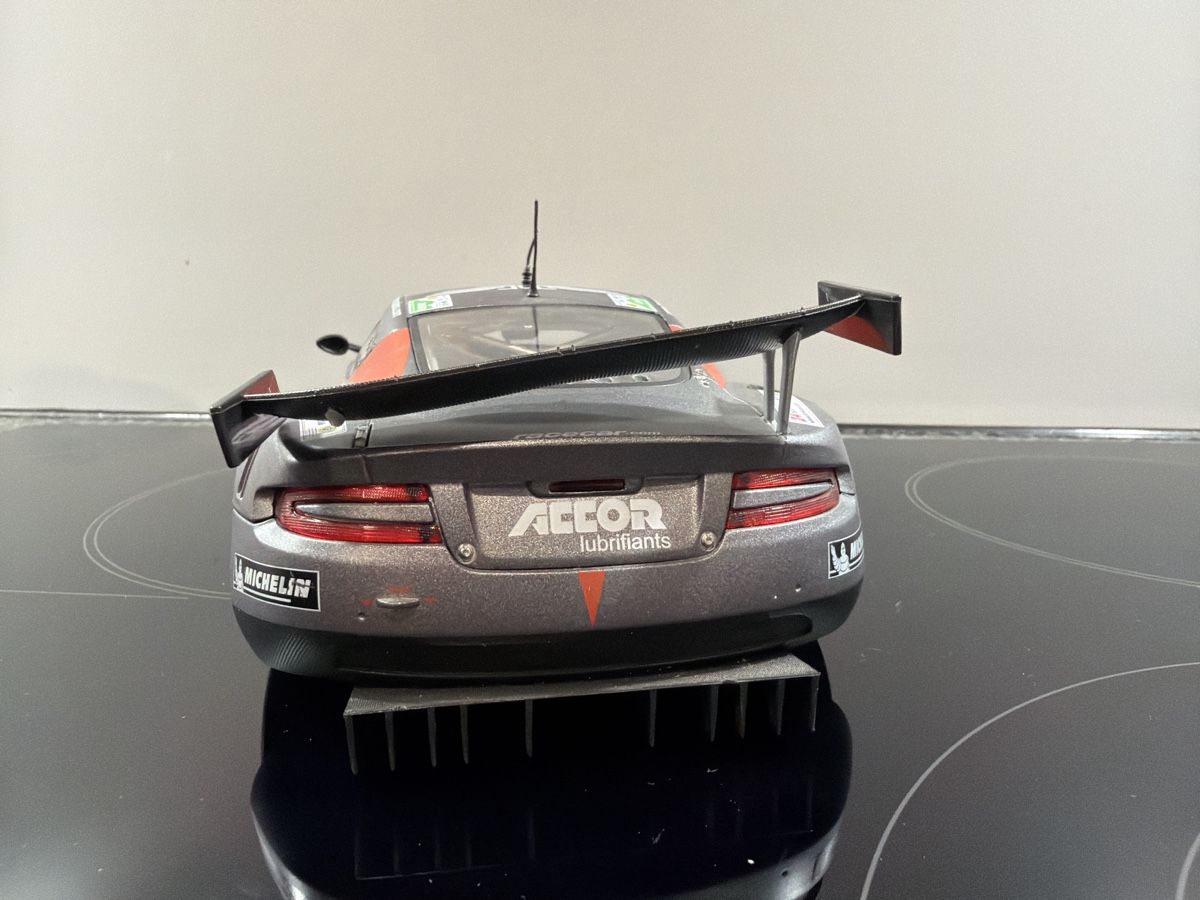 Solido Modellini d'auto: Aston Martin DBR9 - Le Mans - 1/18 - Solido – Difettoso da Wolfwil venduto da Rolex1 2