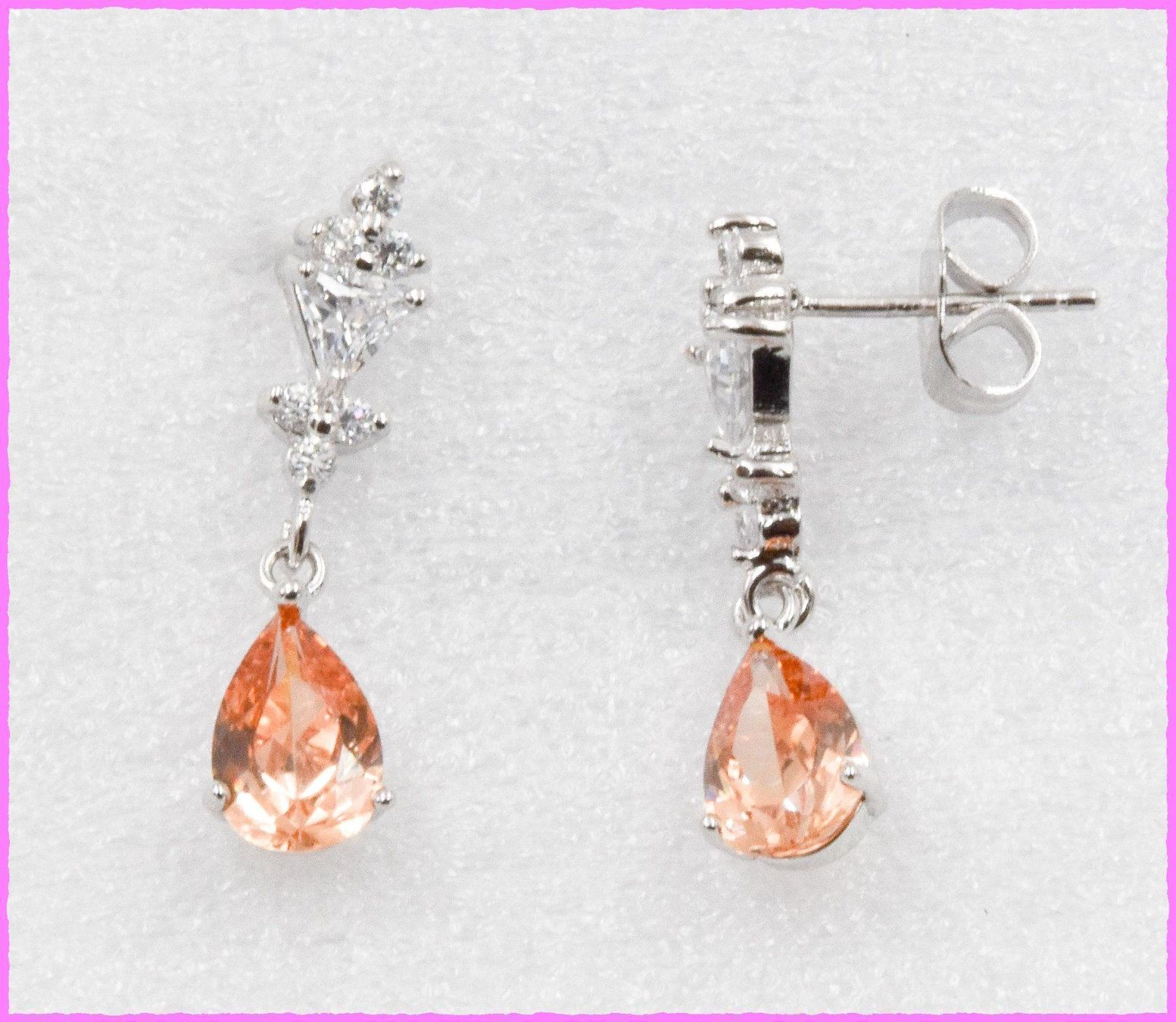 Ohrringe & -stecker: Bezaubernde Ohrhänger – Neu und originalverpackt aus Oberglatt ZH von Diamond-Girl 2