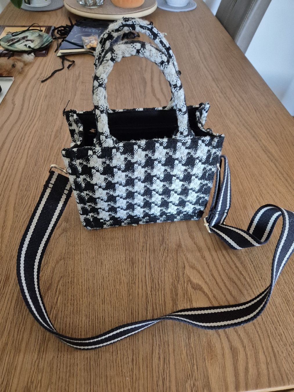 H&M Sacs femmes: Handtasche – D'occasion à Goldach par Mona.93 2