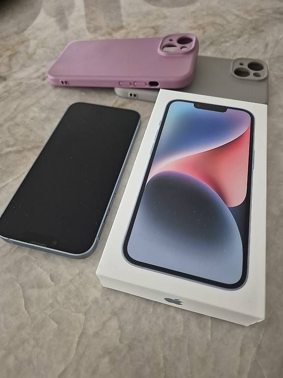 Telefoni cellulari / Smartphones: Iphone 14 128GB Blau wie neu – Usato da Pfäffikon ZH venduto da Cro 4