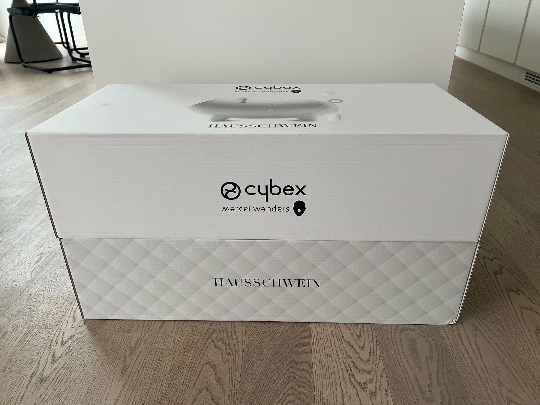 Figuren: Wohnaccessoire Cybex Hausschwein by Marcel Wanders – Neu und originalverpackt aus Winterthur von mic_l98y 7