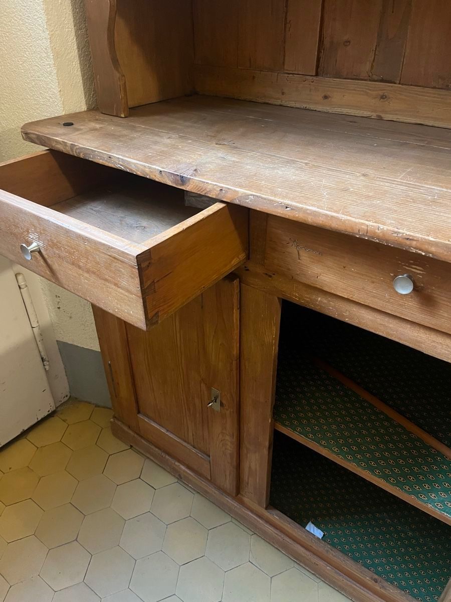 Credenze: Vaisselier / Buffet ancien – Usato da Bulle venduto da adriendr 2