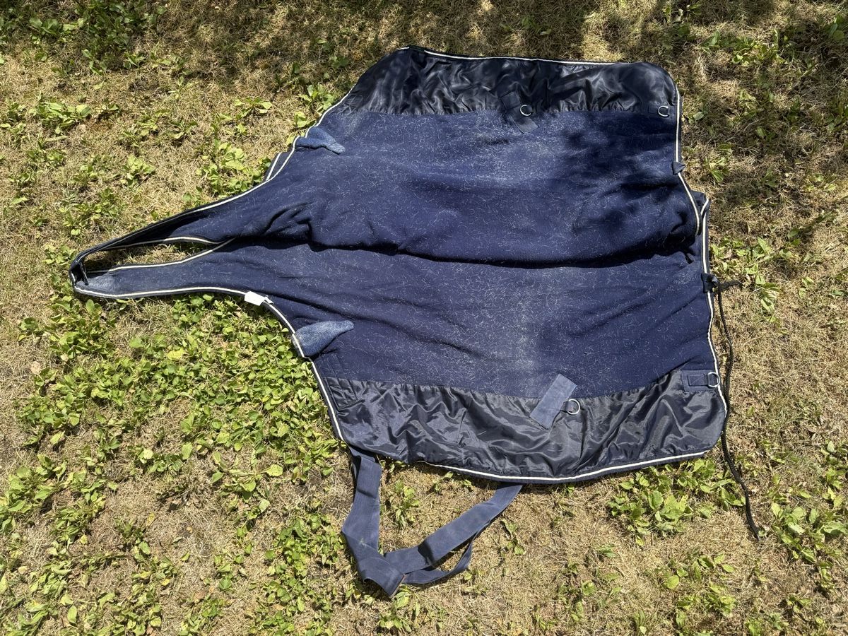 Decken: Walkerdecke 125cm für Pferde – Gebraucht aus Beckenried von car_7d2w 1