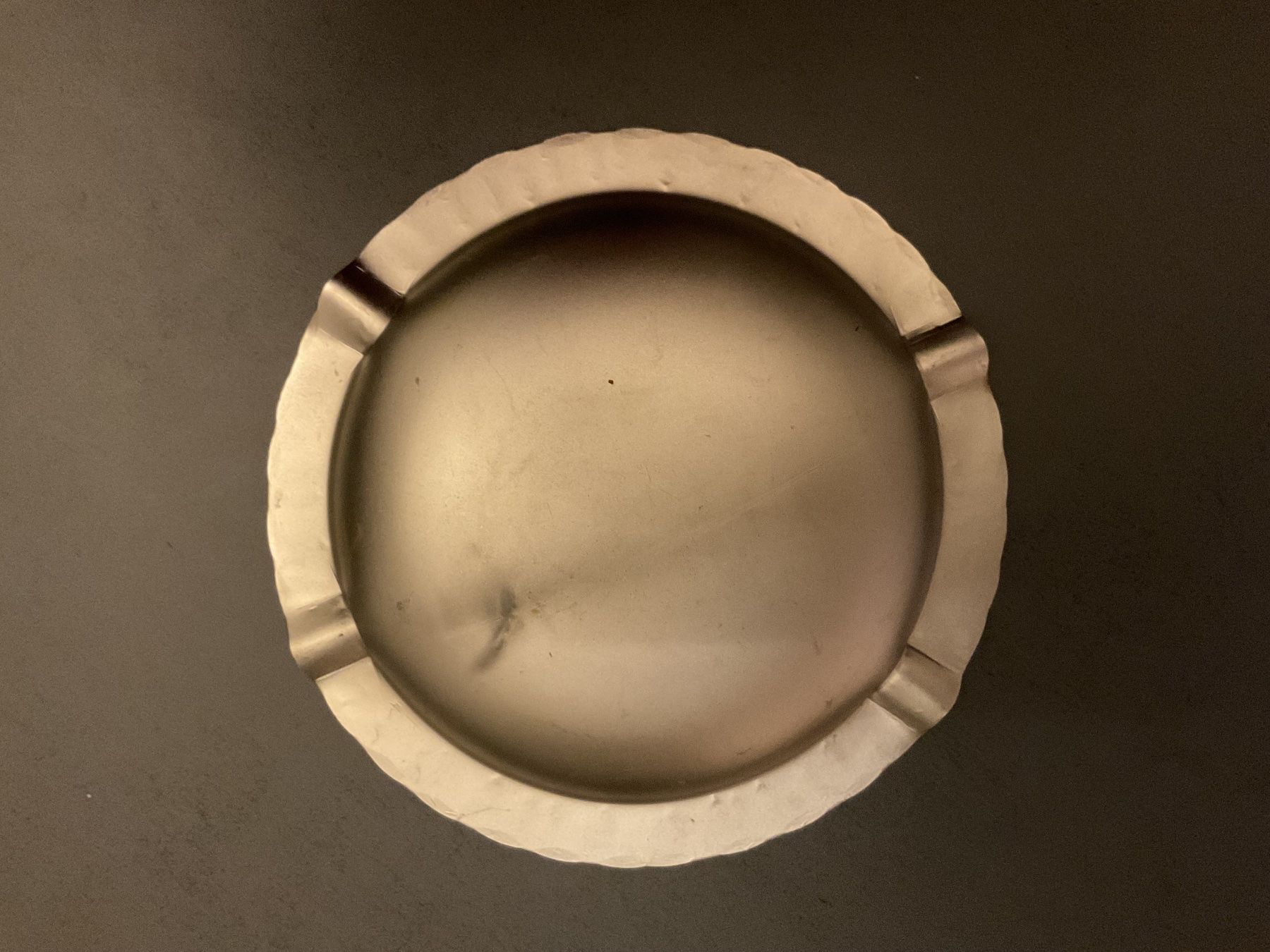 Portacenere: Aschenbecher, Durchmesser 22 cm – Usato da Adliswil venduto da bei_2b57 1