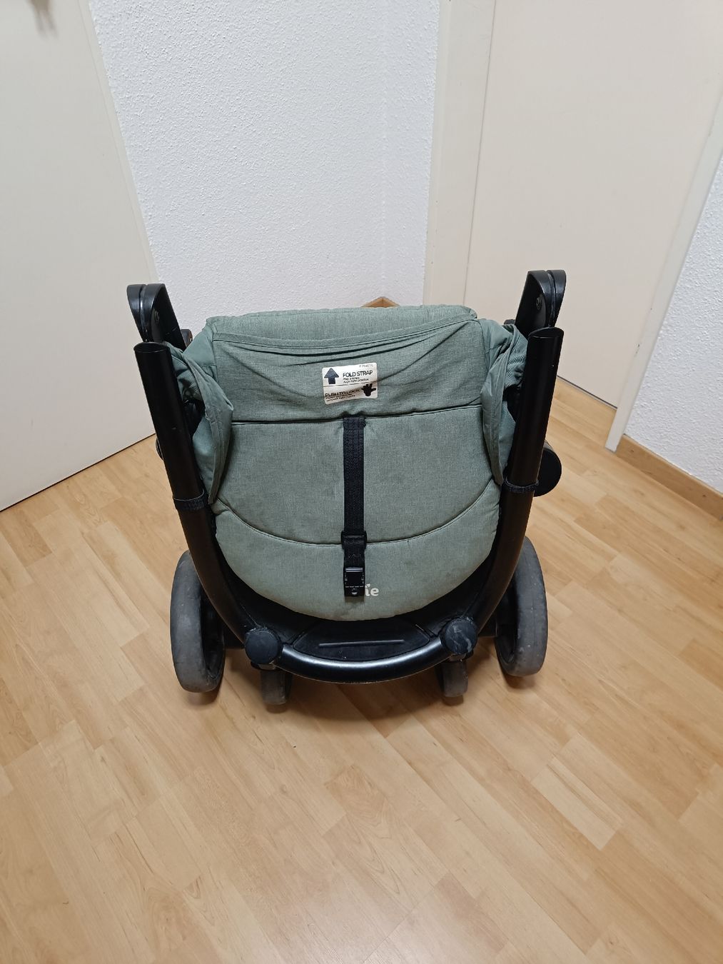 Joie Carrozzine: Joie Buggy Litetrax 4 DLX Kinderwagen  – Usato da Lenzburg venduto da Valflo02 4