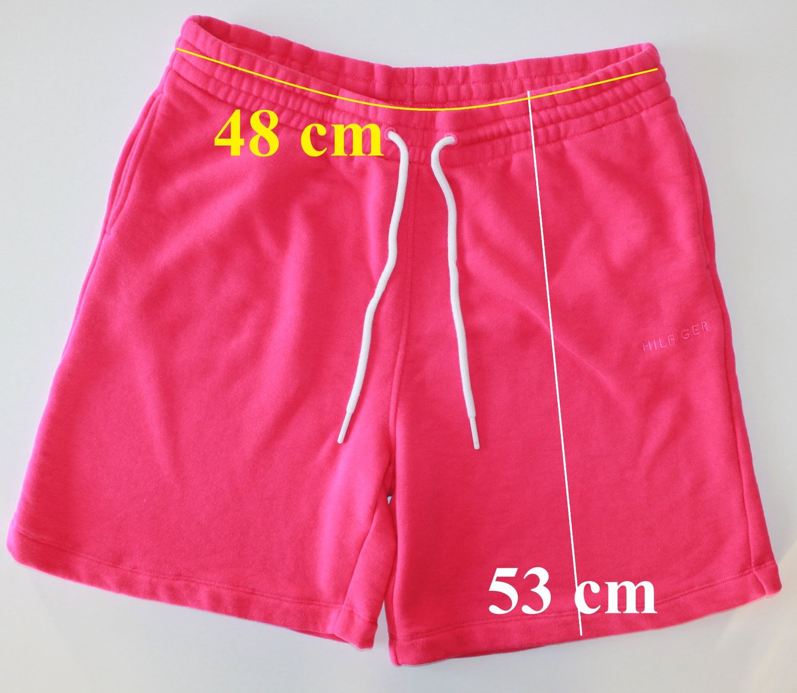 Tommy Hilfiger Hosen: Short Tommy Hilfiger rose  t. 48 – Neu (gemäss Beschreibung) aus Peseux von Gilloss 1