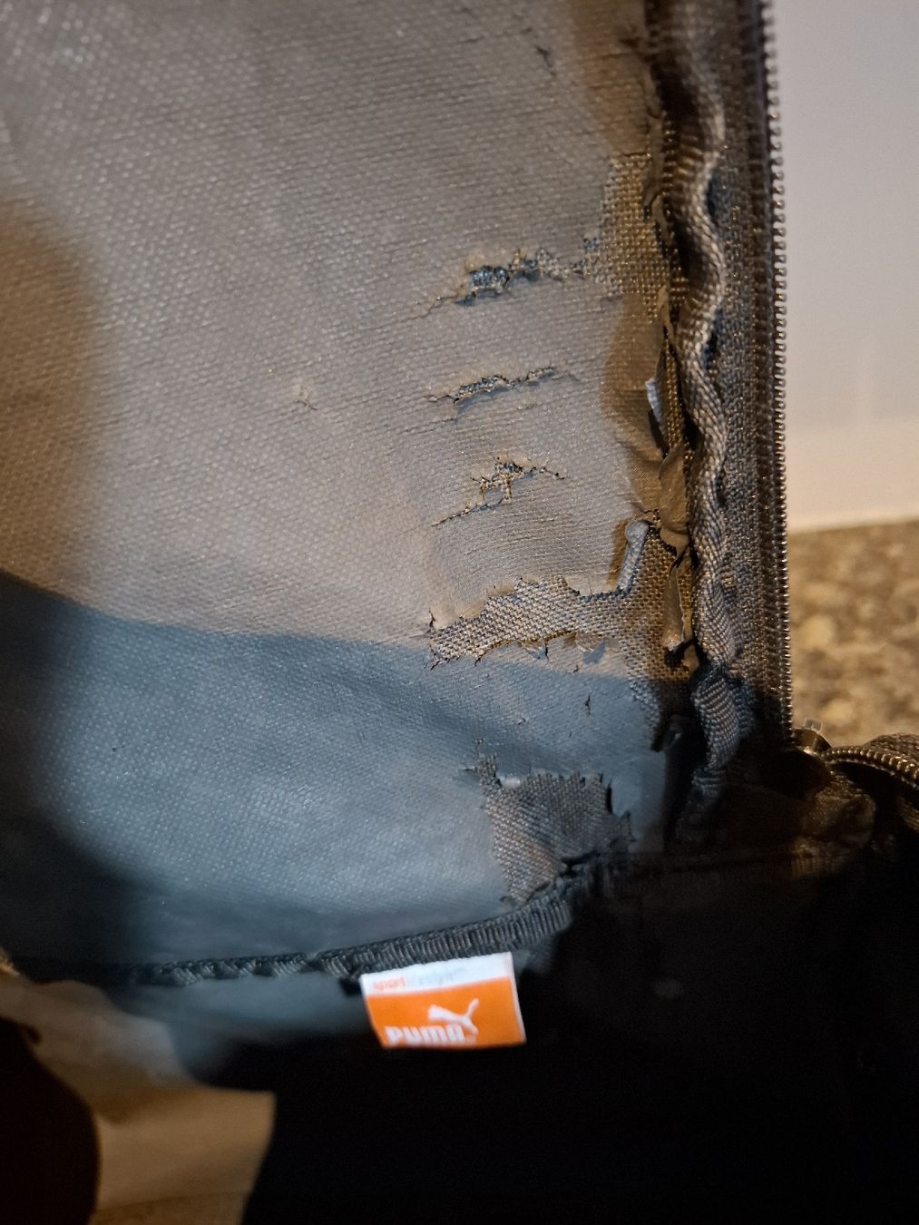 Puma Borse: Sac de sport Puma noir – Usato da Neuchâtel venduto da FloKo88 4