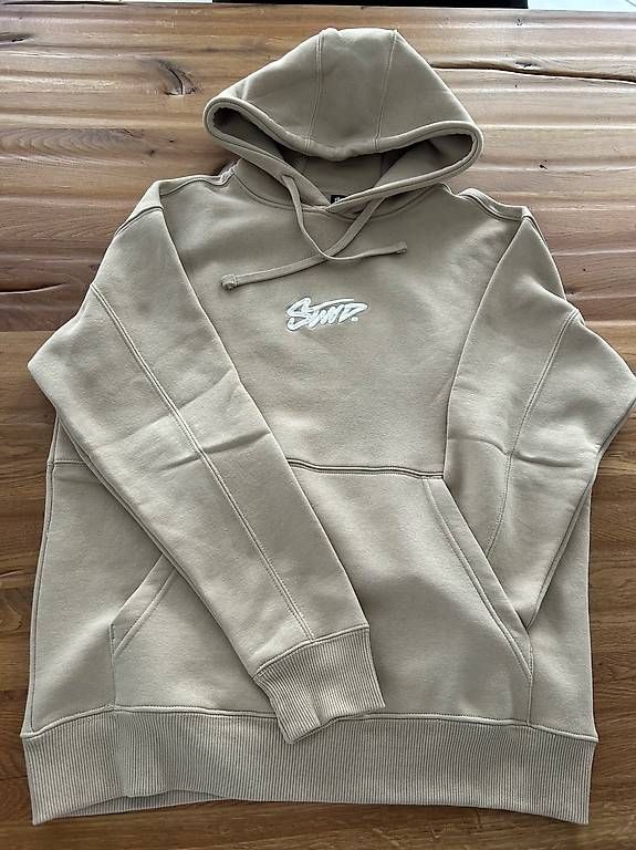 Pull&Bear Pullover & Sweatshirts: Kapuzenpullover – Gebraucht aus Matzingen von cocco05