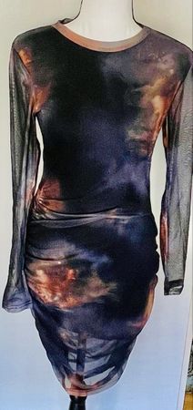Neues, elegantes Minikleid mit Print, Grösse S