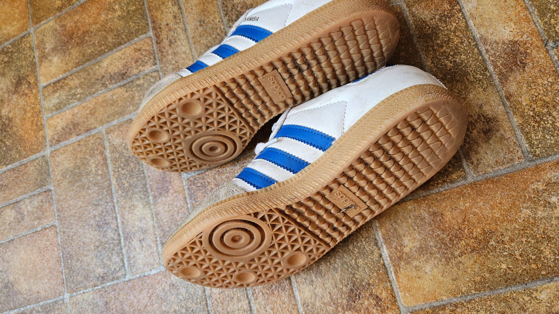 Adidas Chaussures garçon: Adidas Samba Turnschuhe – D'occasion à Bubikon par diditoto 2