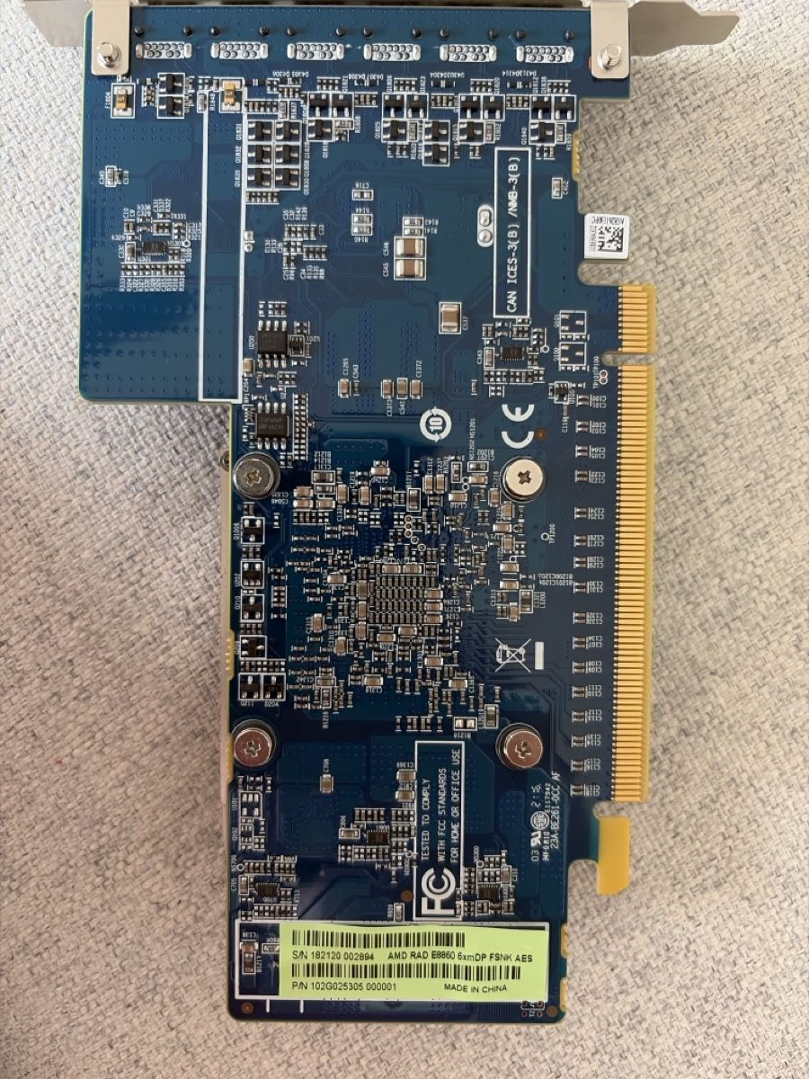Amd Schede grafiche: AMD FirePro W600 - 6x Mini-DisplayPort – Usato da GÜMLIGEN venduto da DJ-Jana 2