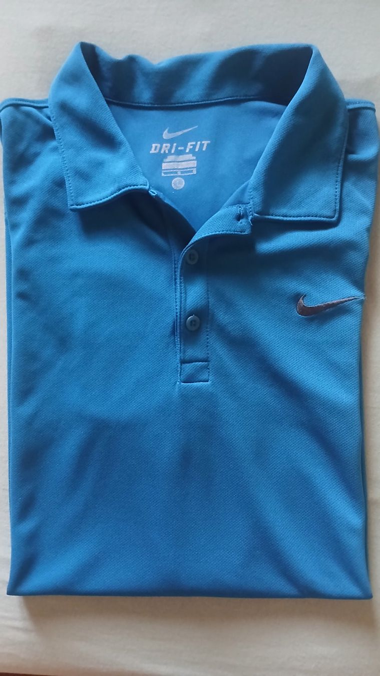 Nike T-shirt: NIKE HERREN SHIRT GRÖSSE L – Nuovo (secondo la descrizione) da Villa Luganese venduto da luxlady 8
