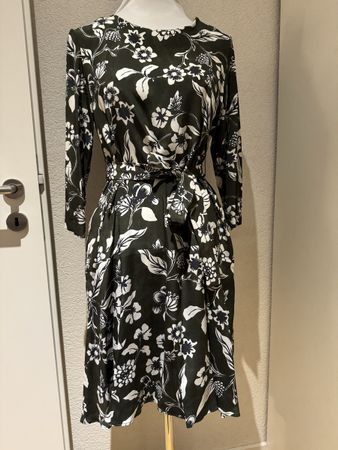 Weekend max mara dress