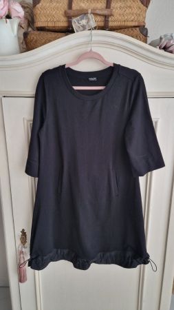 Tolles schwarzes Kleid von Margittes, Grösse 42 Baumwolle