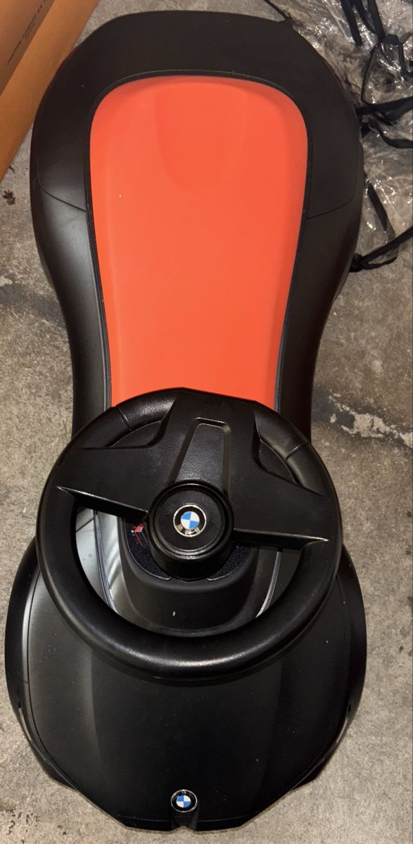 BMW Veicoli per bambini: BMW Rutschauto, wie neu – Usato da Bern venduto da sshueli