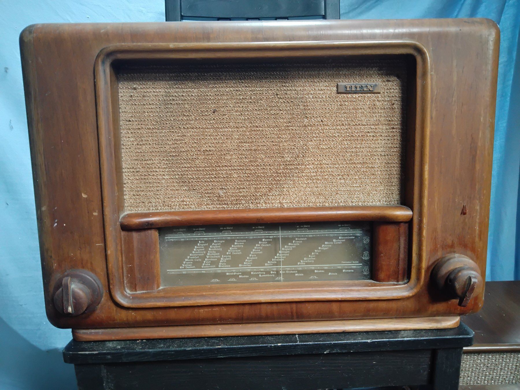 Radios: Titan – Défectueux à Nuglar par lampa-radio