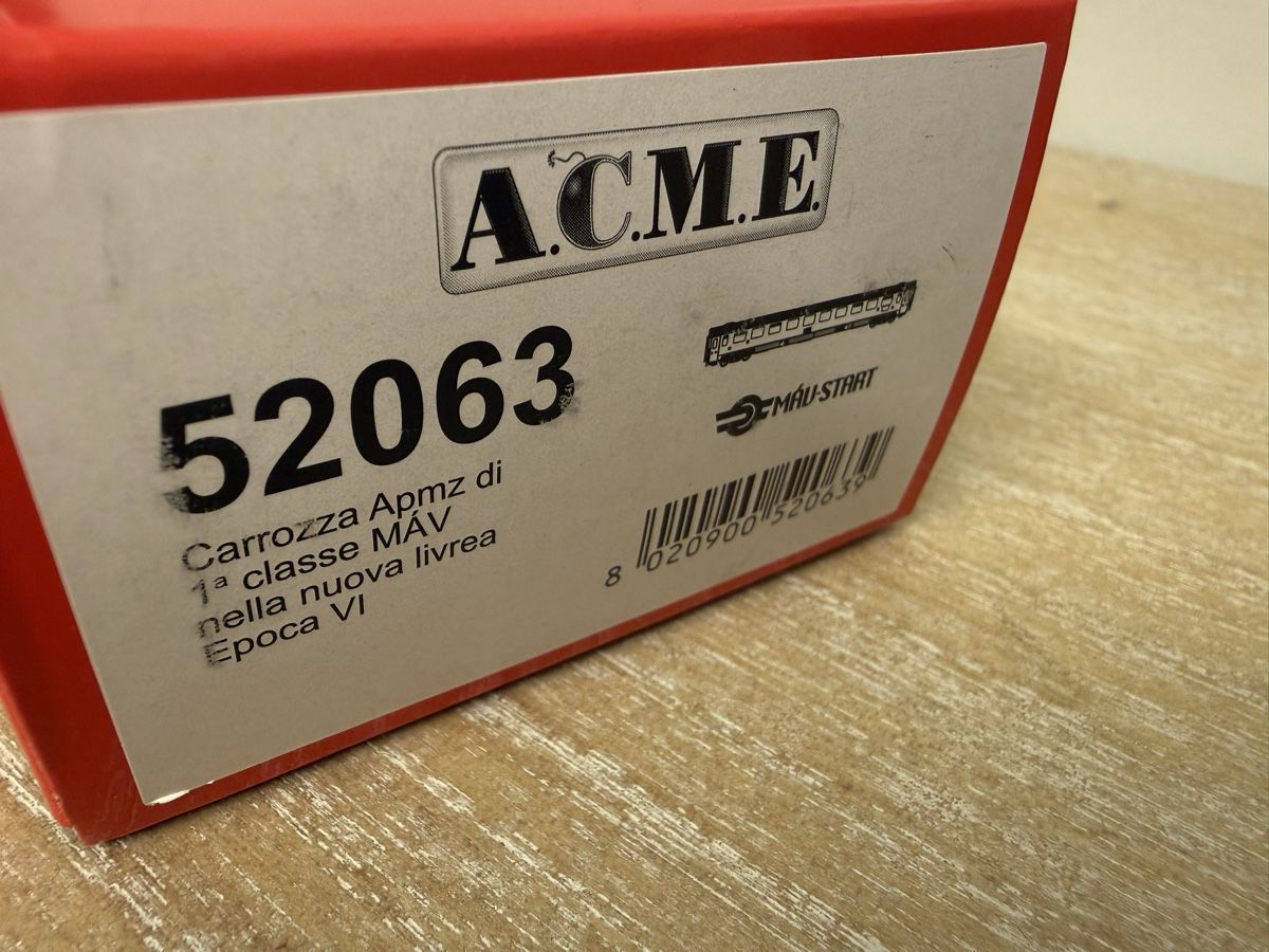 ACME Modellini di ferrovie: ACME 52063 MAV Apmz FABRIKNEU – Nuovo e nell'imballaggio originale da Zürich venduto da Volanbusz 1