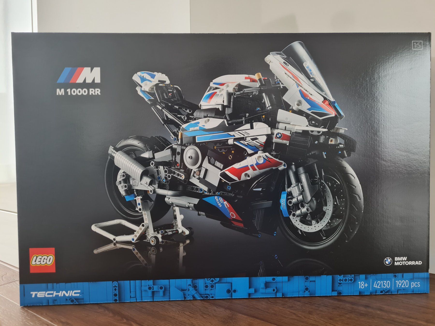 Lego Spielzeuge: LEGO Technic BMW M 1000 RR 42130 – Neu und originalverpackt aus Hinteregg von BrickHeaven