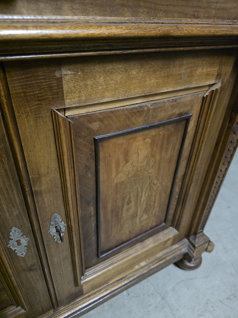 Schränke: Schöner alter Vitrinen-Schrank – Gebraucht aus Wil SG von Hopp_Wil 9