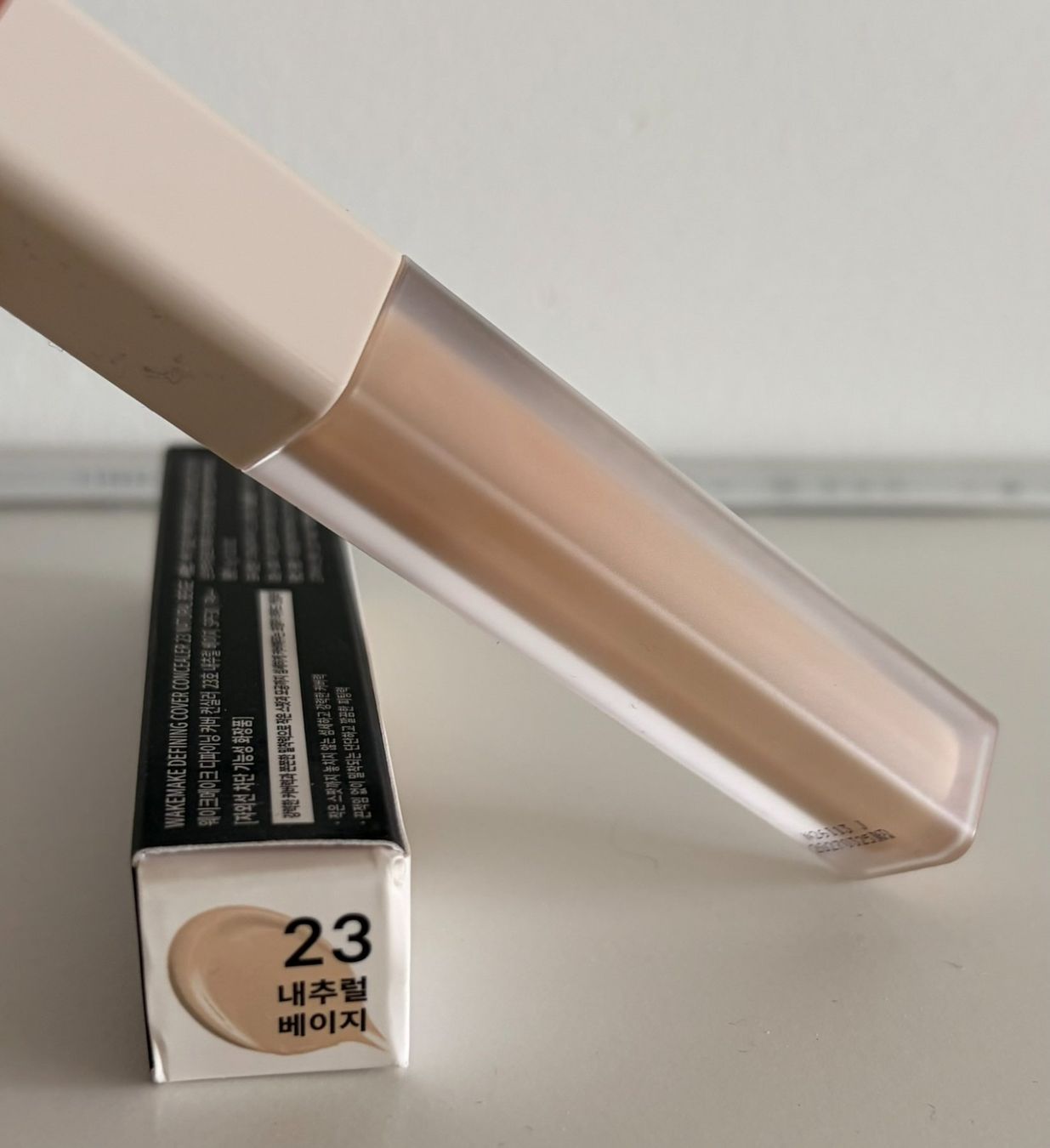 Make-up: WAKEMAKE Defining Cover Concealer 23 Natural Beige – Nuovo e nell'imballaggio originale da Schlieren venduto da con_hdp9 2