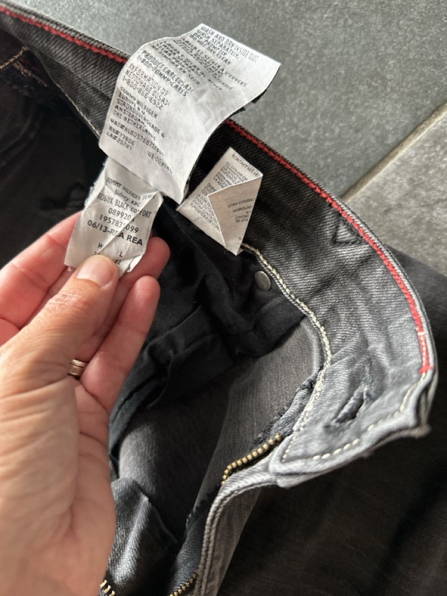 Tommy Hilfiger Jeans: Tommy Hilfiger Jeans schwarz W34 L32 – Usato da Wileroltigen venduto da torro11 2