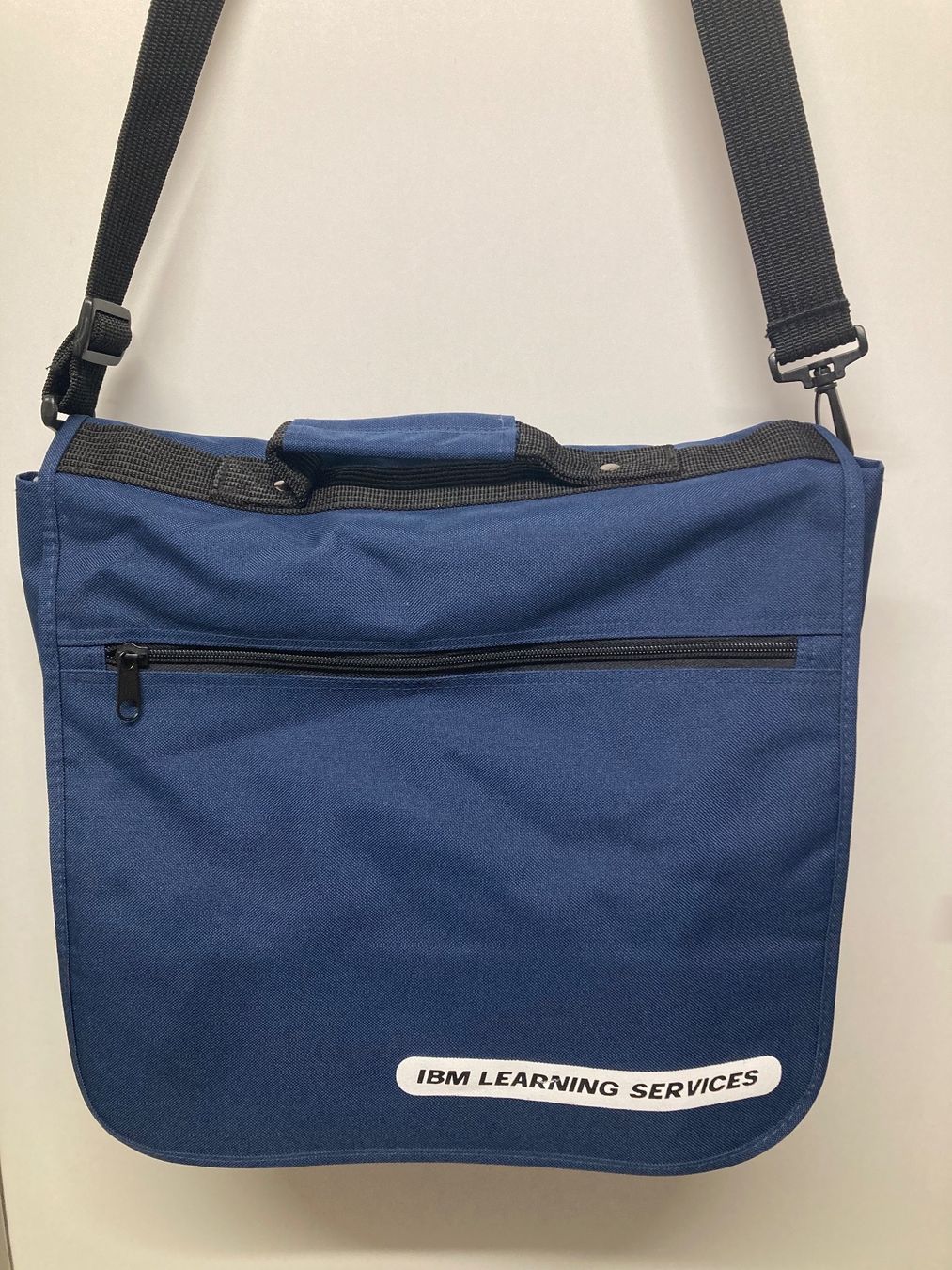 Borse: Umhängetasche, Laptop Schultertasche – Nuovo (secondo la descrizione) da Frauenfeld venduto da mat_8nwr 1