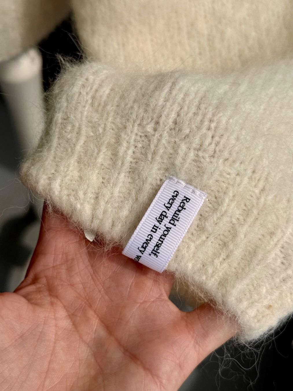 Maglioni & Felpe: Kuschelig warmer oversized Pullover Weiss Gr. L 10days – Usato da Rothrist venduto da Fondgruebe 1