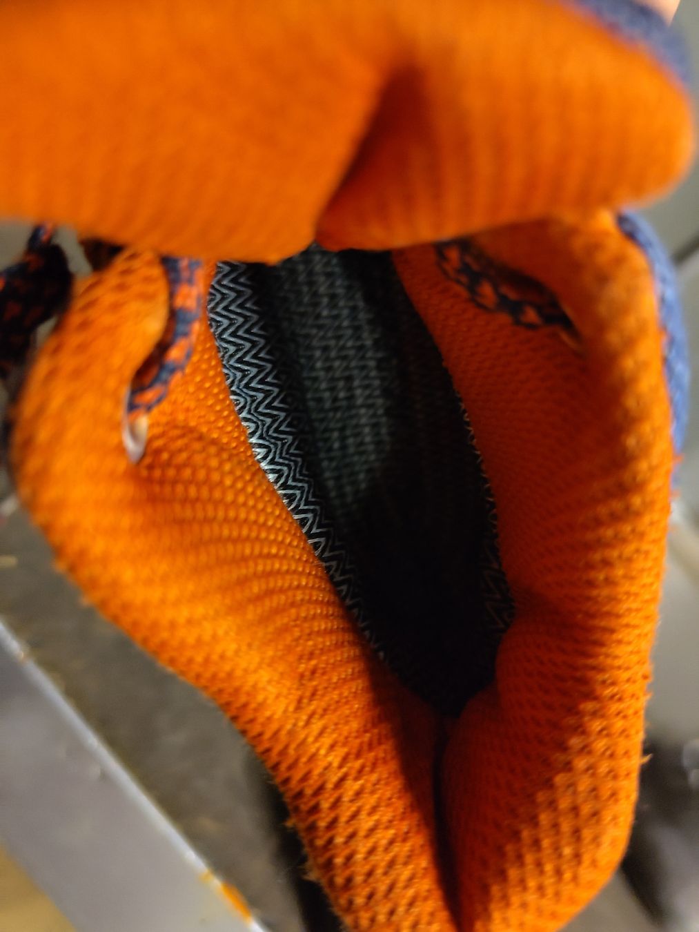 Everest Scarpe per ragazzi: Everest Wanderschuhe blau/orange, Gr. 24 – Usato da Däniken SO venduto da Lu-Tze 3