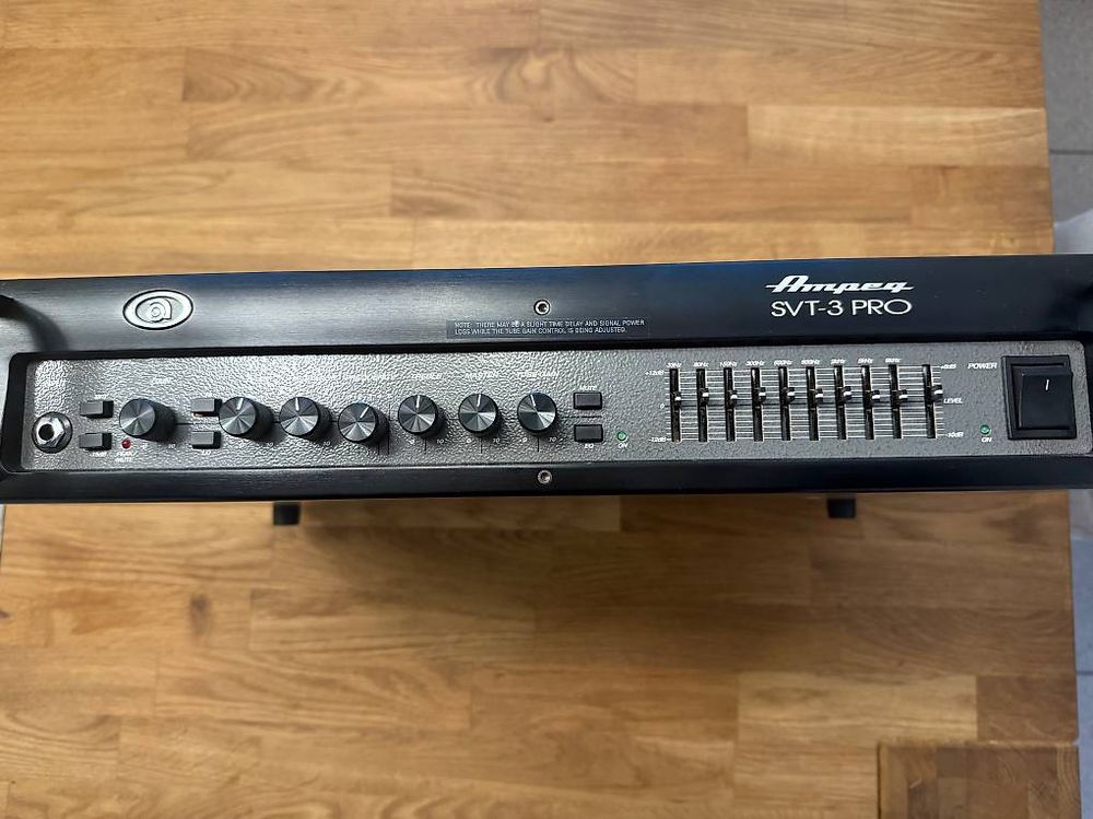 Ampeg SVT 3 PRO BASSAMP Hybrid USA Bassverstärker (Gebraucht) in Zürich ...