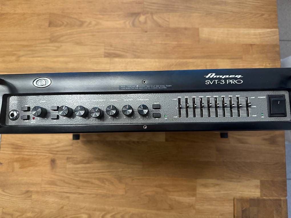 Ampeg SVT 3 PRO BASSAMP Hybrid USA Bassverstärker (Gebraucht) in Zürich ...