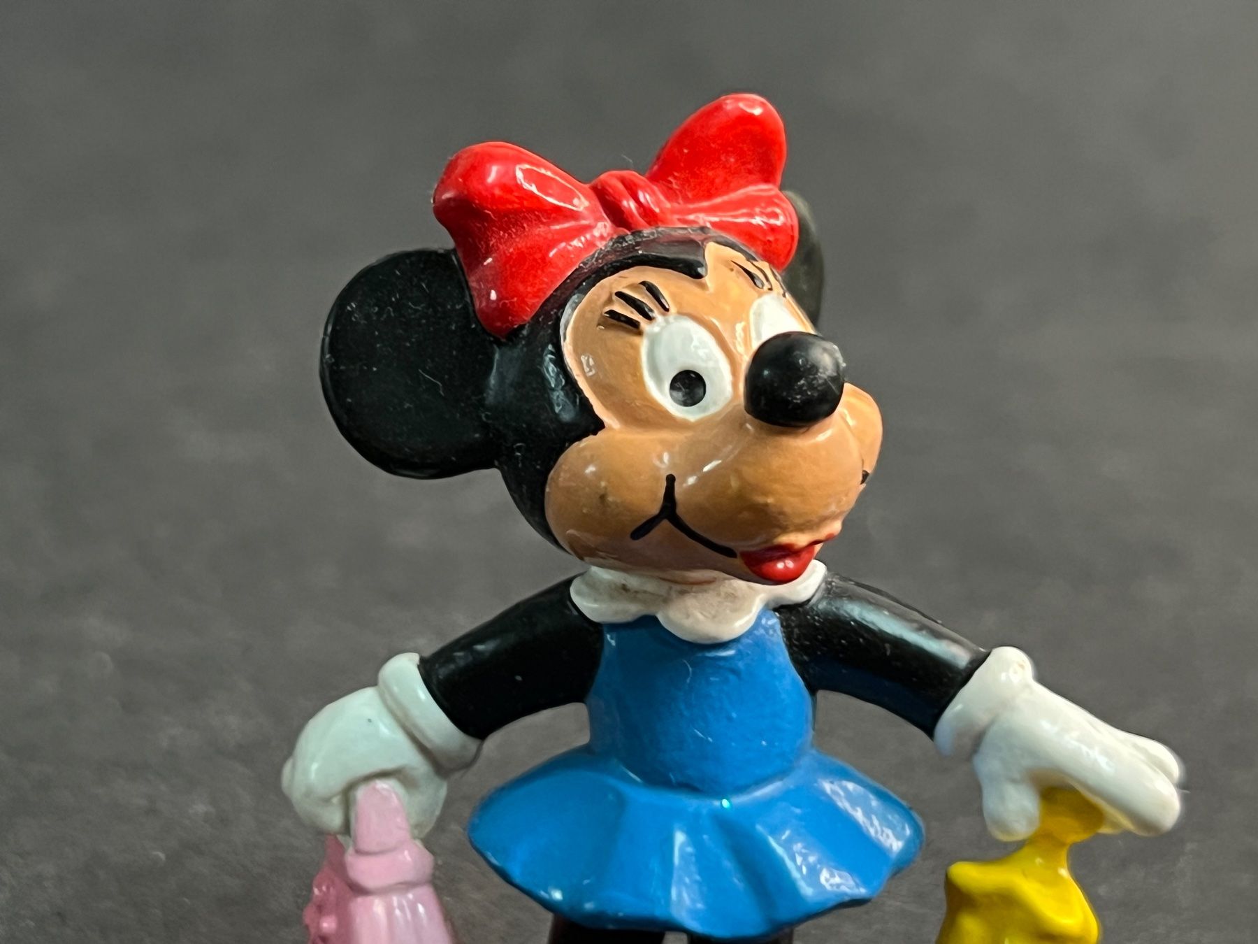 Bullyland Statuette: Minnie Maus Bully Vintage Figur mit Tasche – Usato da Ennetbaden venduto da mapa05 2