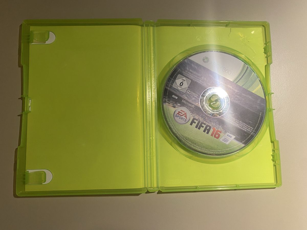 Microsoft Giochi: FIFA 16 für Xbox 360 – Usato da Thunstetten venduto da Virus_33 1