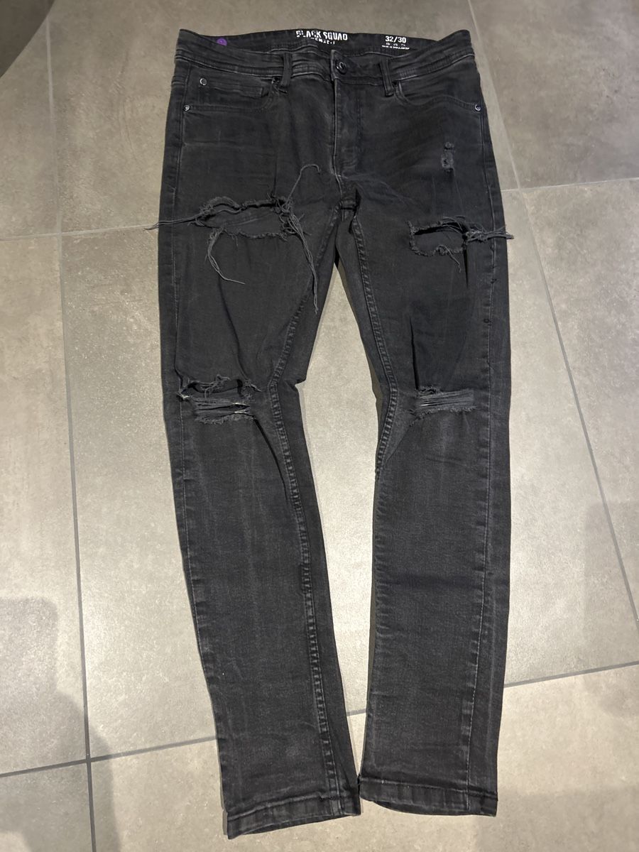 Jeans: Jeans Black Squad taille 32 – Usato da Delémont venduto da Ma_LoU.01