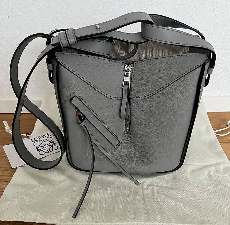 Loewe Borse da donna: Loewe Hammock, neu und ungebraucht – Nuovo (secondo la descrizione) da Worblaufen venduto da Isi84B 1