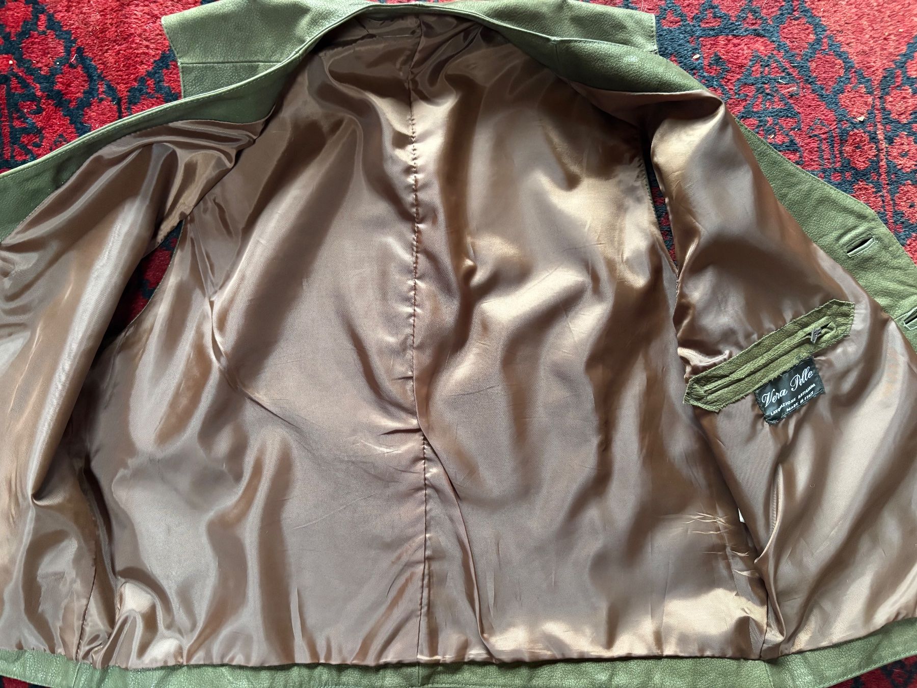 Gilet & Giacche: Cooles Leder-Gilet – Usato da Ebnat-Kappel venduto da pourlemerite 1